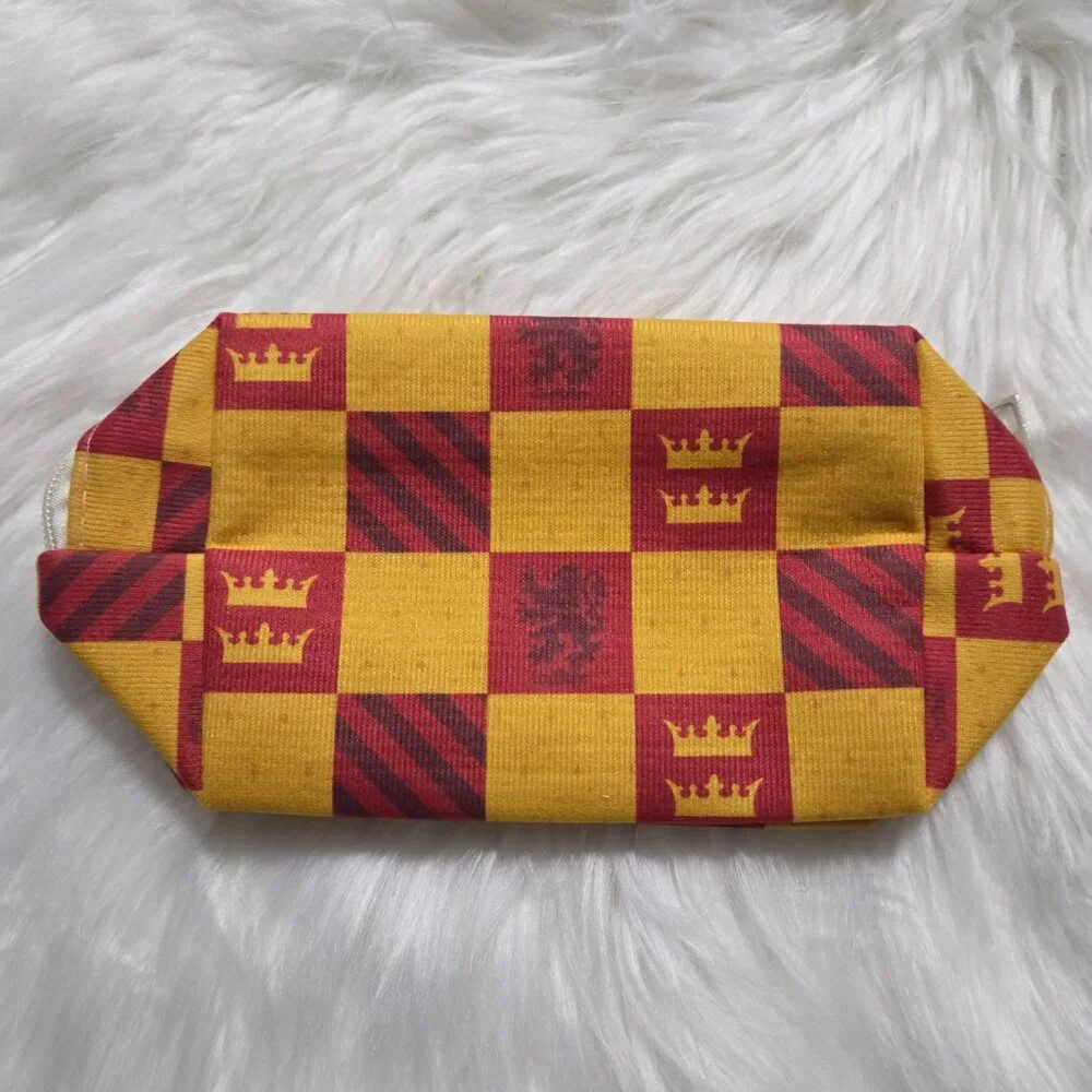 Harry Potter Gryffindor Cosmetic Bag